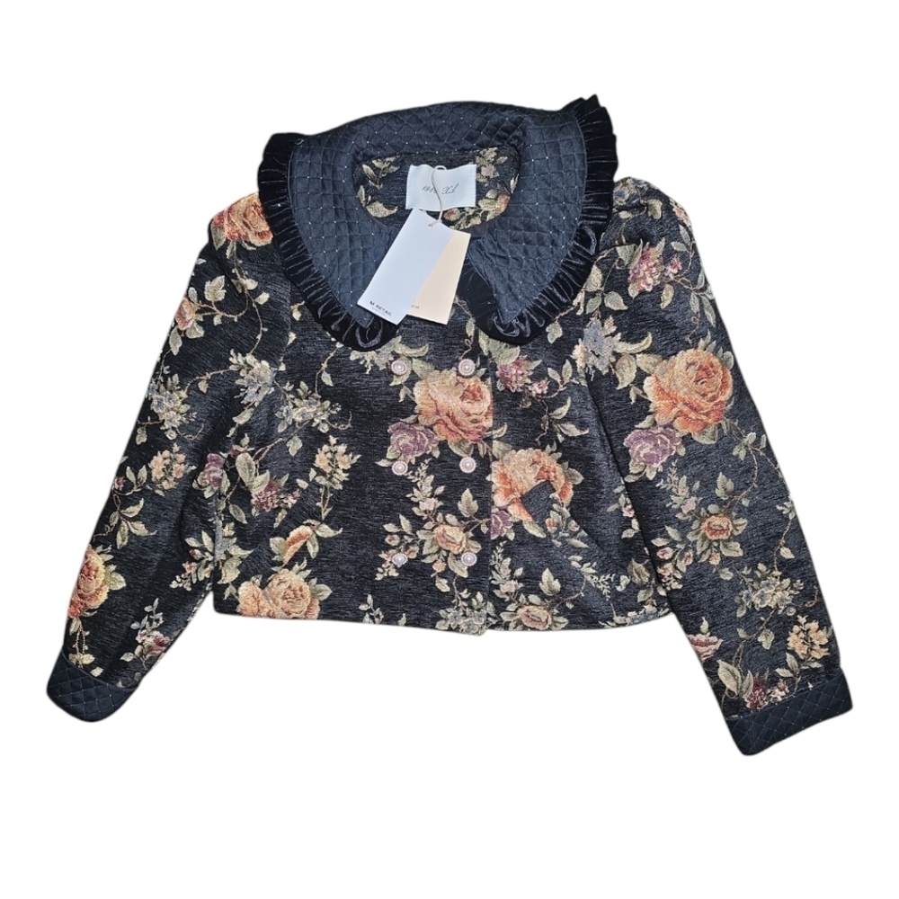 NWT Gorgeous Floral Tapestry Cropped Blazer With Peter Pan Collar Size M